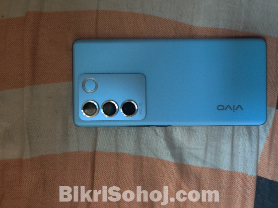Vivo v27